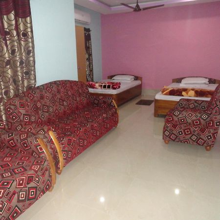 Hotel Kaustav Tezpur Exterior foto