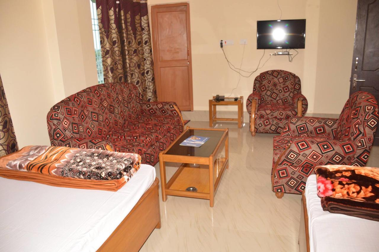 Hotel Kaustav Tezpur Exterior foto