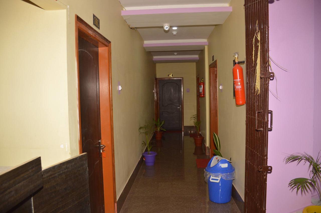 Hotel Kaustav Tezpur Exterior foto